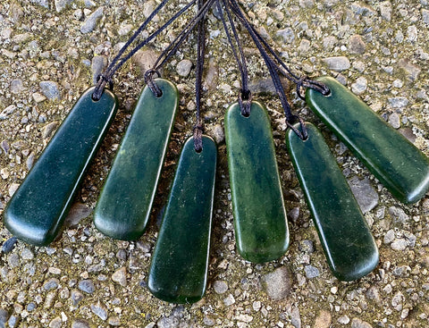 Smooth Pounamu Toki