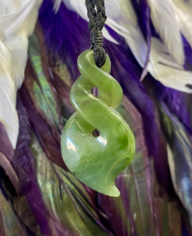 Pounamu Pikorua