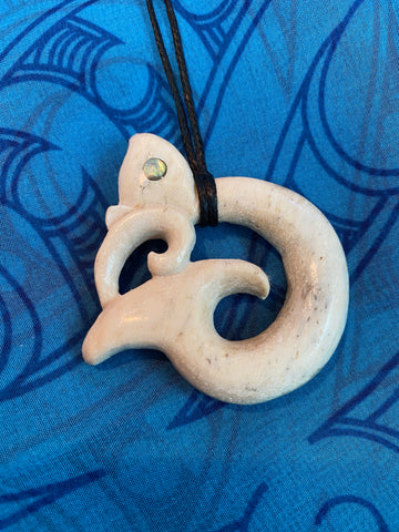Whale Bone Koropepe